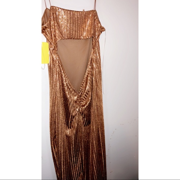 Dinner/date night glam dress ✨ - Picture 1 of 2